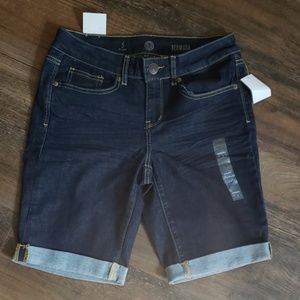 SO brand Bermuda jean shorts dark demin stretch